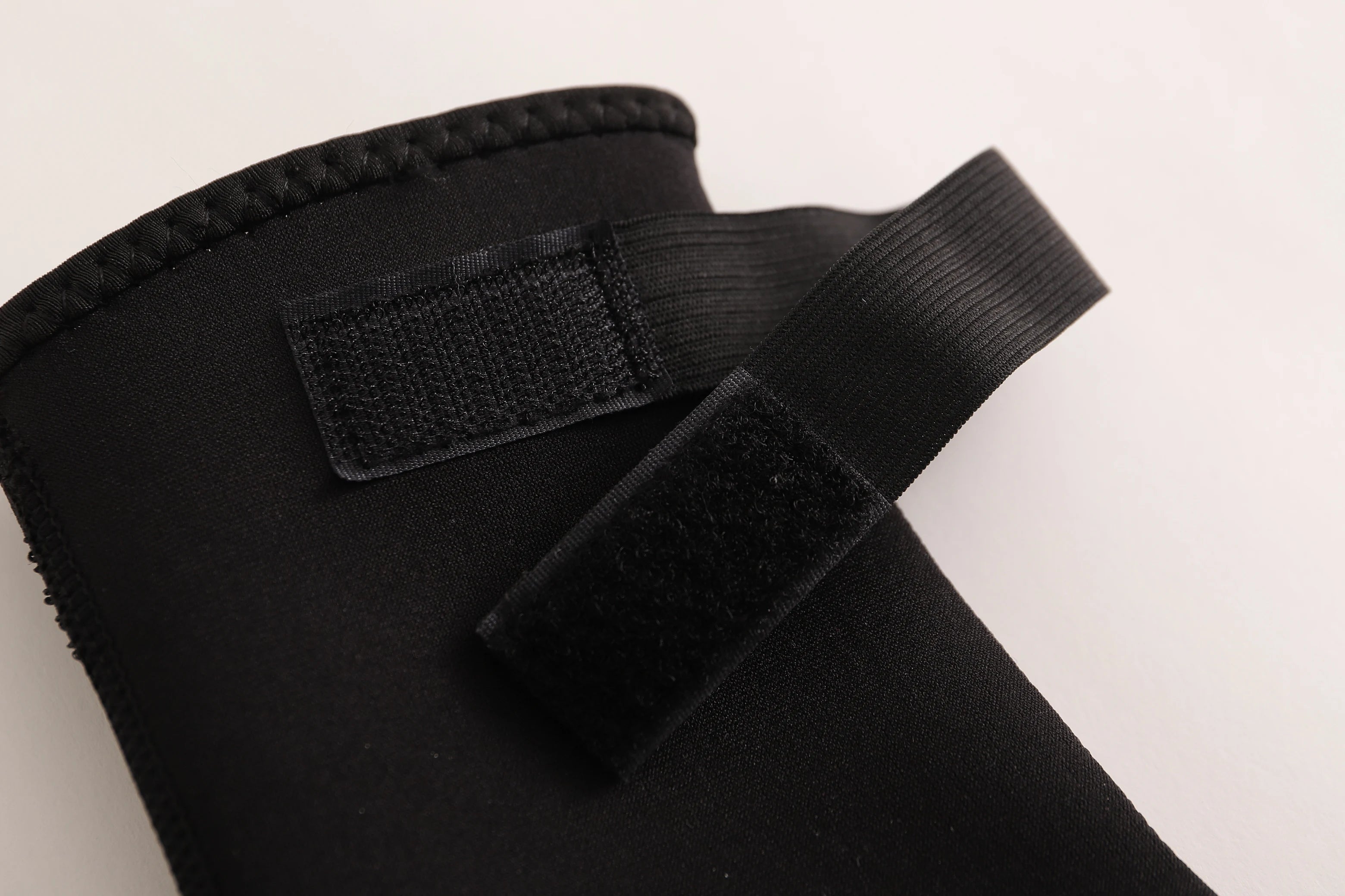 3mm Neoprene Water Socks for Beach & Water Sports