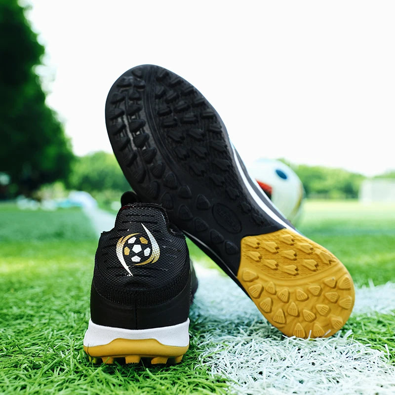 Slip-On Men's Soccer Shoes Non-Slip Turf Cleats Kids TF/FG Football Boots